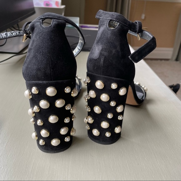 Stuart Weitzman black suade block heel w/ pearl white gold details in size 9.5 - Picture 9 of 16